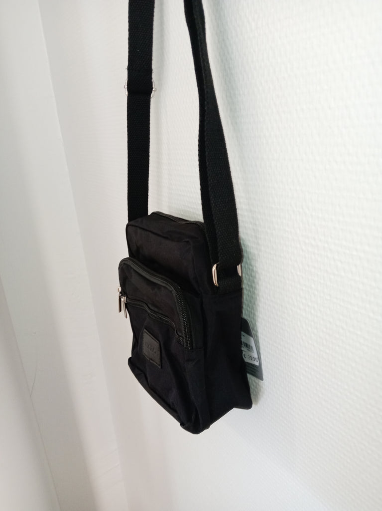 Nabo Olkalaukku NK214