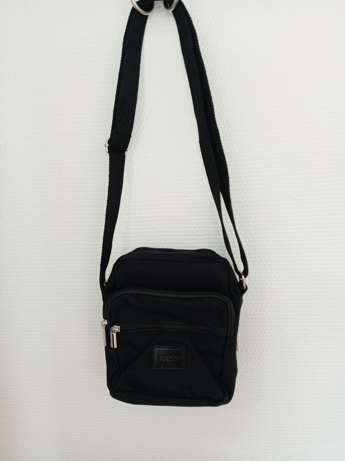 Nabo Olkalaukku NK214