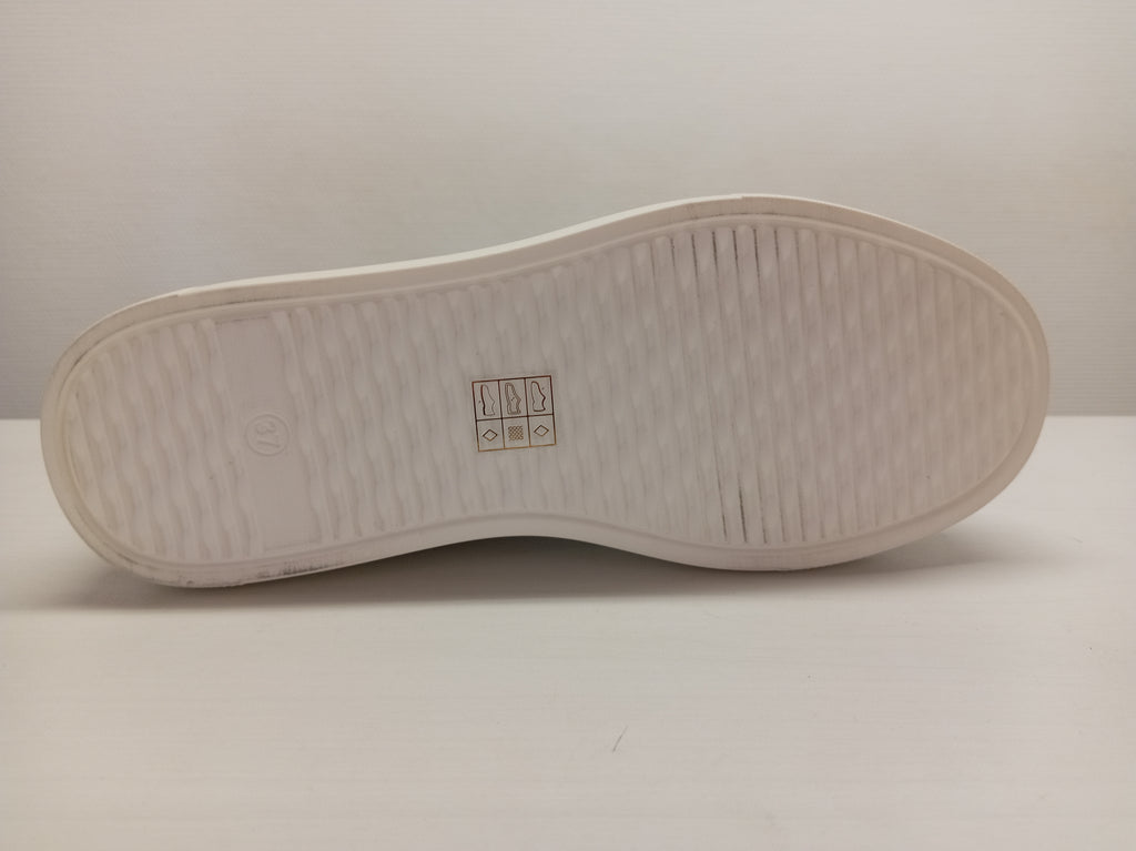 Migant Tennari Sandra